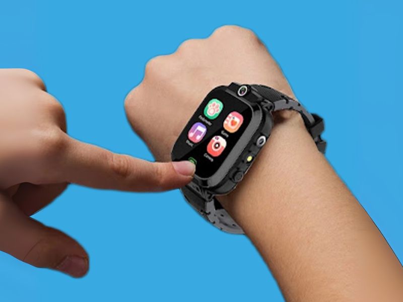 Kids Multi-Purpose Smartwatch fitness tracking features