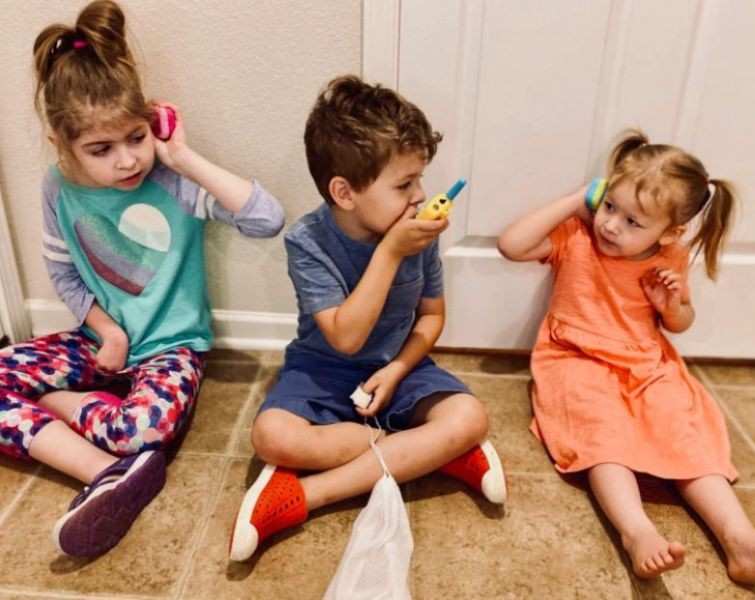 Walkie Talkie Trio