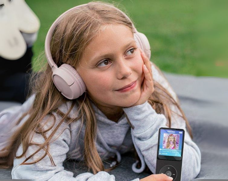 Little girl with MP3 Player
